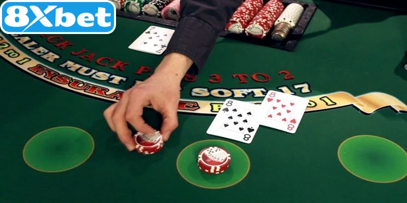 Hướng dẫn cách chơi Blackjack chia đôi bài đơn giản, dễ thực hiện